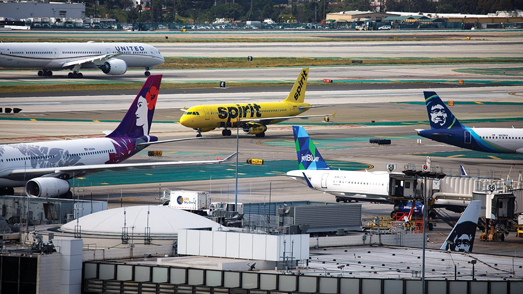 United, Hawaiian, Spirit and Alaska Air aircraft